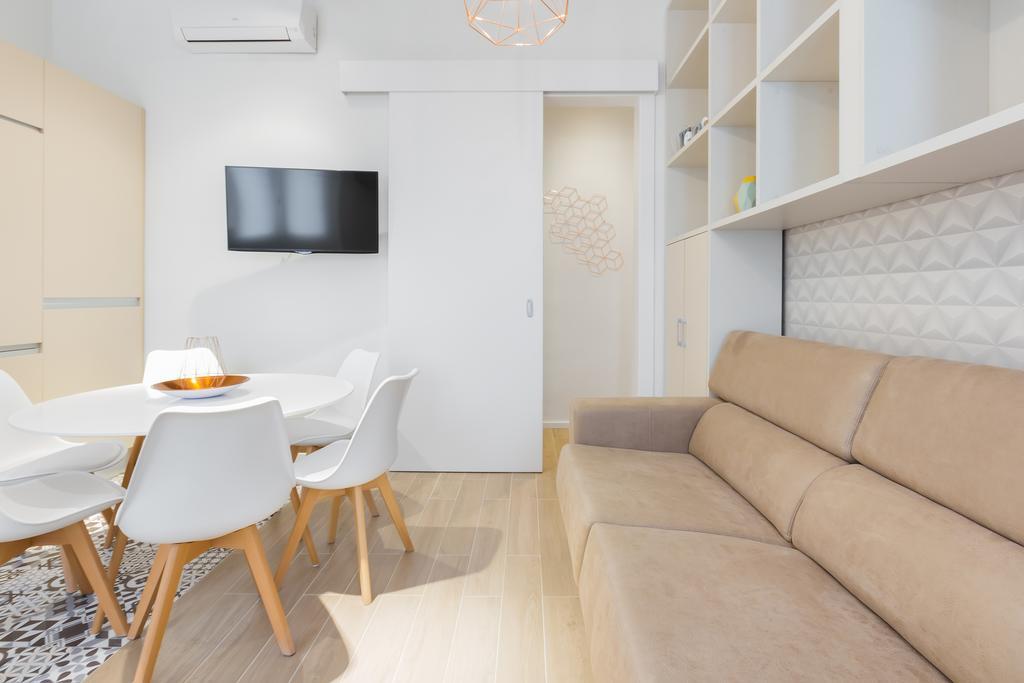 Barcelona Apartments Marina 124 מראה חיצוני תמונה