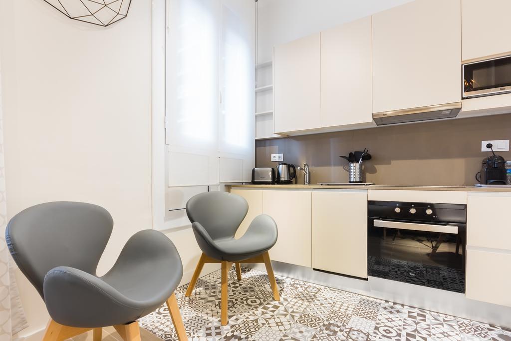 Barcelona Apartments Marina 124 מראה חיצוני תמונה