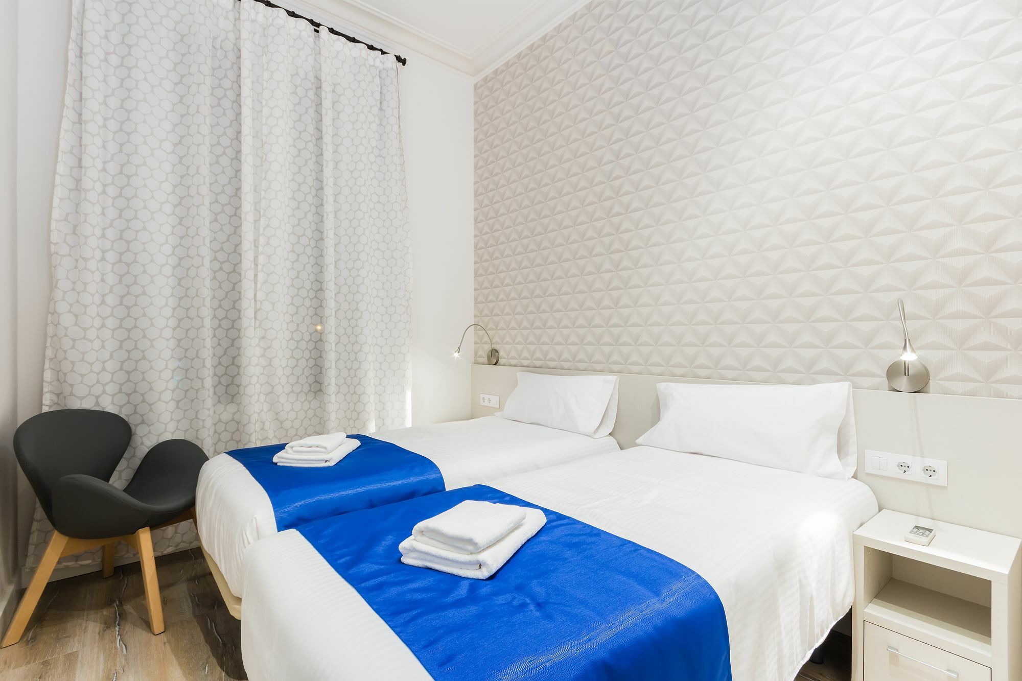 Barcelona Apartments Marina 124 מראה חיצוני תמונה
